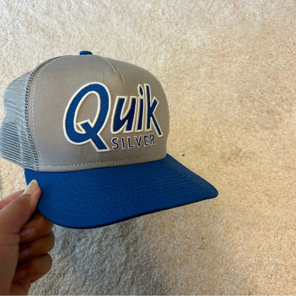 Mens Quiksilver New Era Mesh SnapBack Trucker Hat - Picture 4 of 14